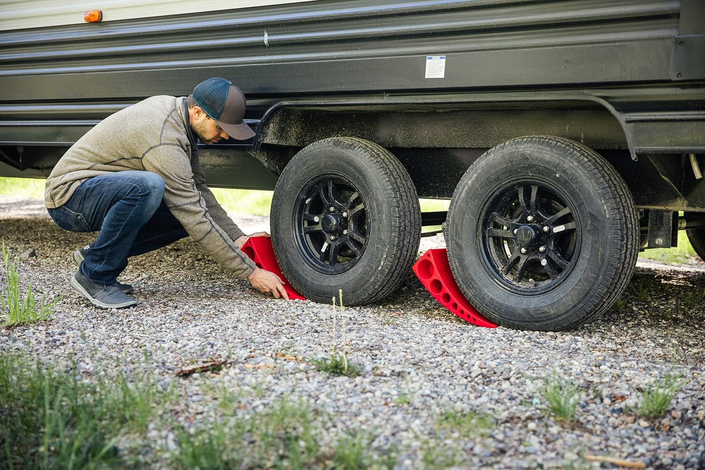 ANDERSEN HITCHES | 3604 RV and Trailer Accessories | Single Camper Leveler Block w/Rubber mat | Camper Leveling System | Outdoor Camping Levels